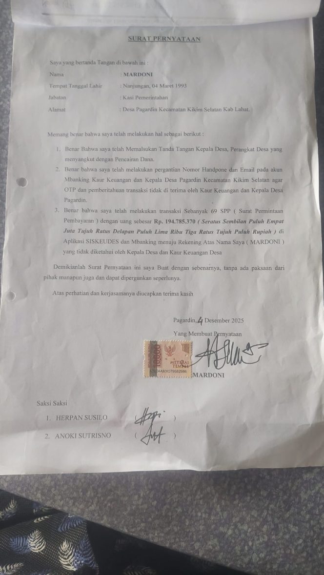 
 Gawat!!! Tanpa Sepengetahuan Kades, Perangkat Desa Pagardin Gelapkan Uang Dana Desa