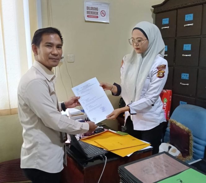 
 Kompak, Kades dan BPD Desa Pagardin Laporkan Mardoni si Penggelap Uang Dana Desa