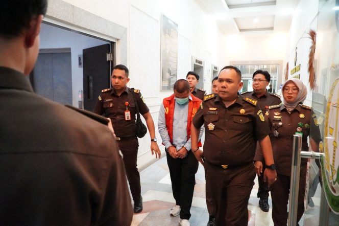 
 Kejati Sumsel Tetapkan Tiga Tersangka Dugaan Korupsi Distribusi Semen, Kerugian Capai Rp74,3 Miliar