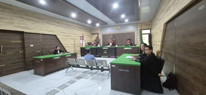 
 JPU Kejari : ruang sidang bukan tempat untuk mempersingkat proses.