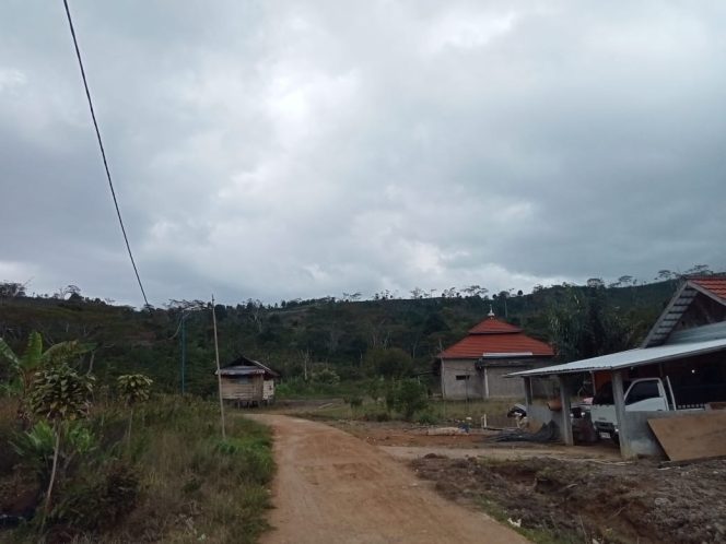 
 Diminta Bayar 4,6 Juta per KK, Warga Dusun Selpah Tertipu Pemasangan Listrik Ilegal