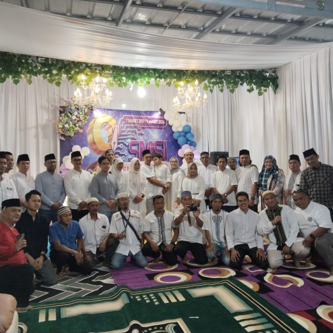 
 Usai Bagikan Ratusan Takjil, SMSI Lahat Bukber dan Rayakan Hari Jadi Ke-9