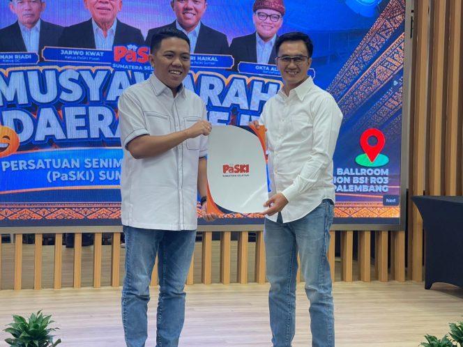 
 Hasperi Susanto Nahkodai PaSKI Lahat, Fikri Haikal Optimistis Seniman Lawak Kian Berkembang