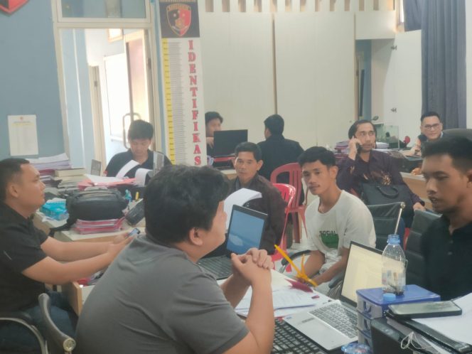 
 Drama Begal Fiktif Terbongkar! Ayah dan Anak Nekat Rekayasa Perampokan Demi Hindari Cicilan Motor
